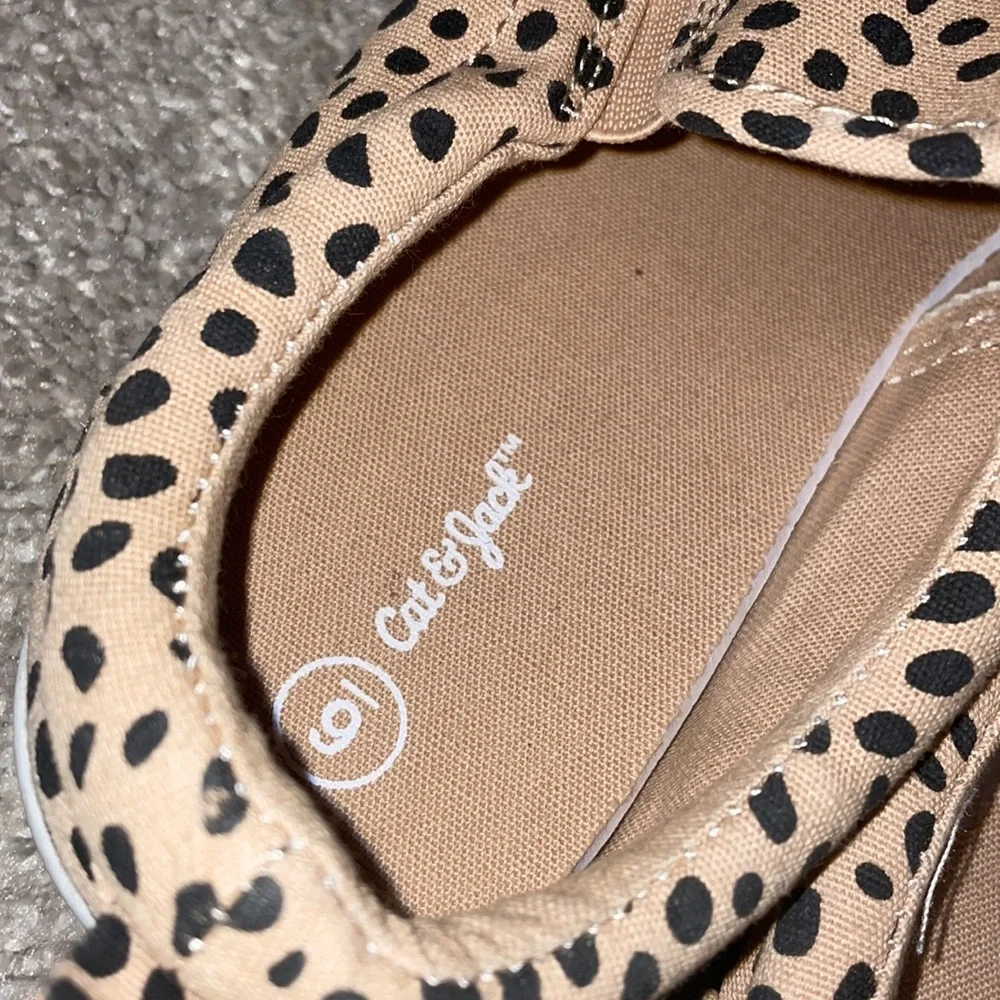 Cat and Jack  slip on New leopard print slip in skater shoes size 6